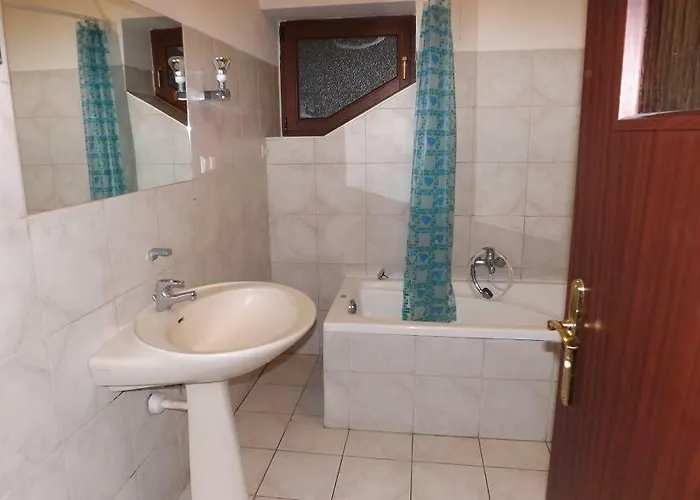 10 Os - Gdansk-sopot-gdynia Up To 19 Persons *