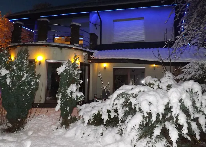 בית נופש 10 Os - Gdansk-sopot-gdynia Up To 19 Persons גדינייה